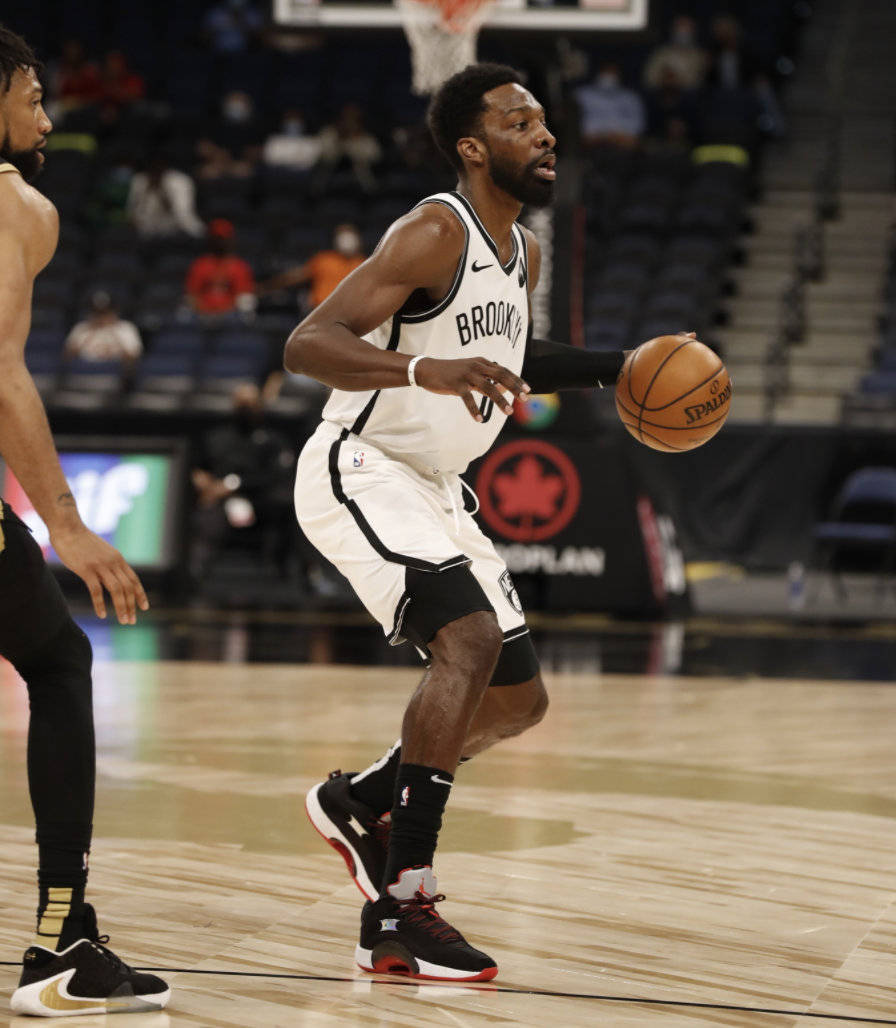 门兴格拉德巴赫今晚刷新队史纪录赛后瓦伦西亚手感冰凉，现场解说直呼：阿斯顿维拉扳平良机备战欧篮联的简单介绍