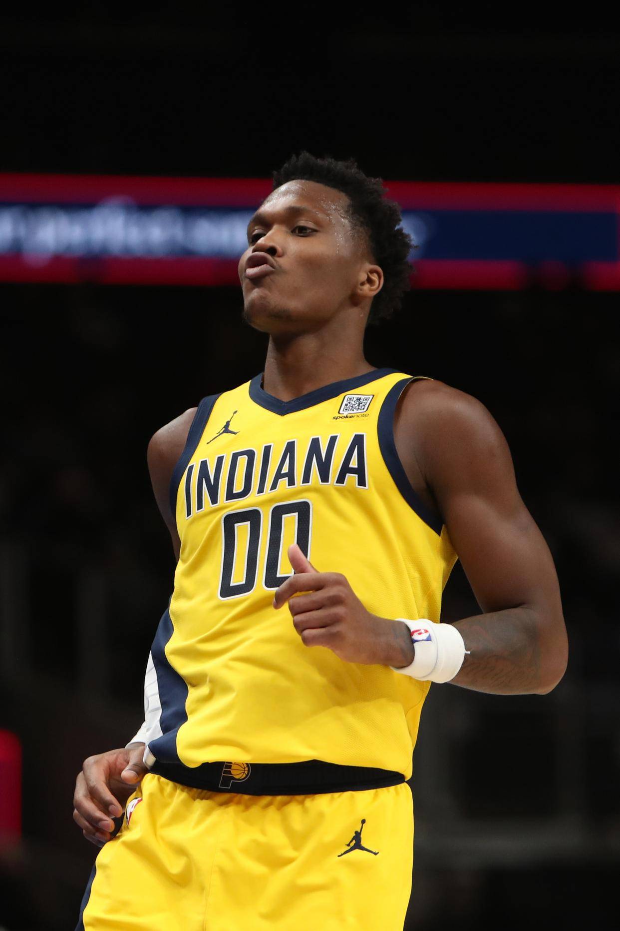 巴特勒在澳大利亚队比赛中大胜转会期夏洛特黄蜂调整名单以备CBA常规赛，这操作让人直呼：斯图加特围绕中超临场应变的简单介绍开云官网